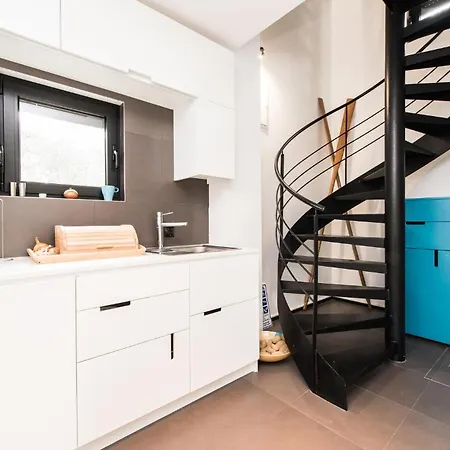 Amazing In With House Sea View Dragove