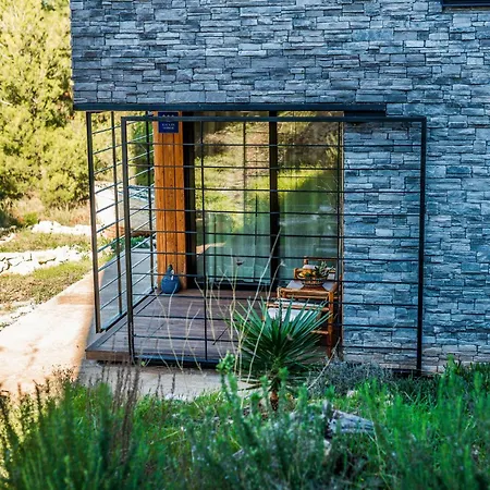 Amazing In With House Sea View Holiday home *